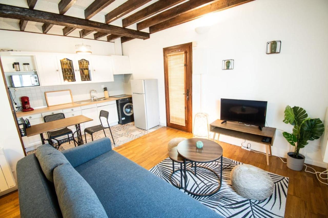 Appartement 2 Pieces Cocooning, Comme Chez Vous ! Pontoise Luaran gambar